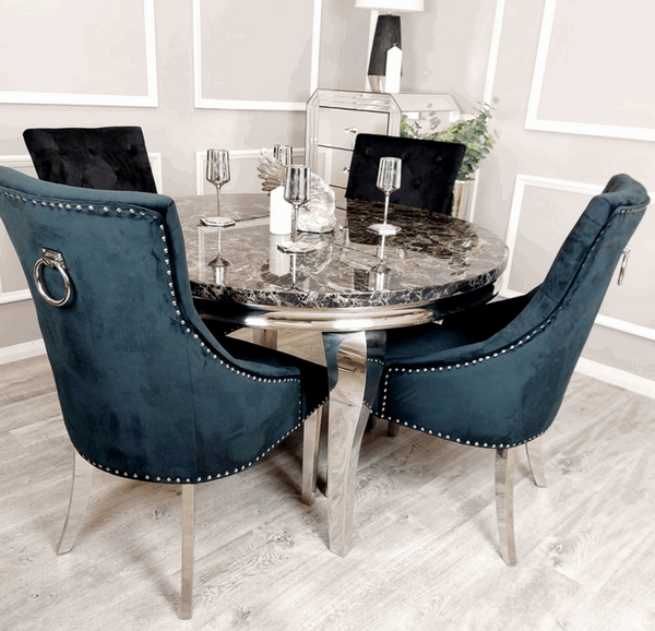 Black Round Louis Table with 4 Black Duke Chairs